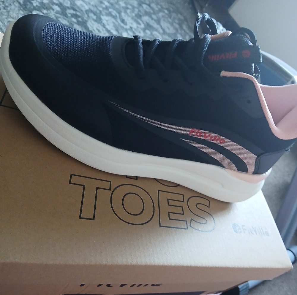 FitVille Black and Pink Sneakers